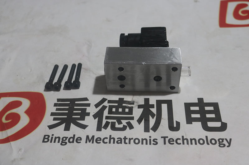 EPE开关 F4.2GW0200M (2) 拷贝.jpg